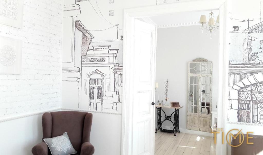 Le Tua Apartment Lxt By Гродно Екстериор снимка